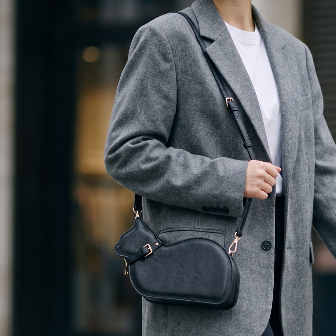 Cat Shaped Leather Crossbody Bag in Midnight Black